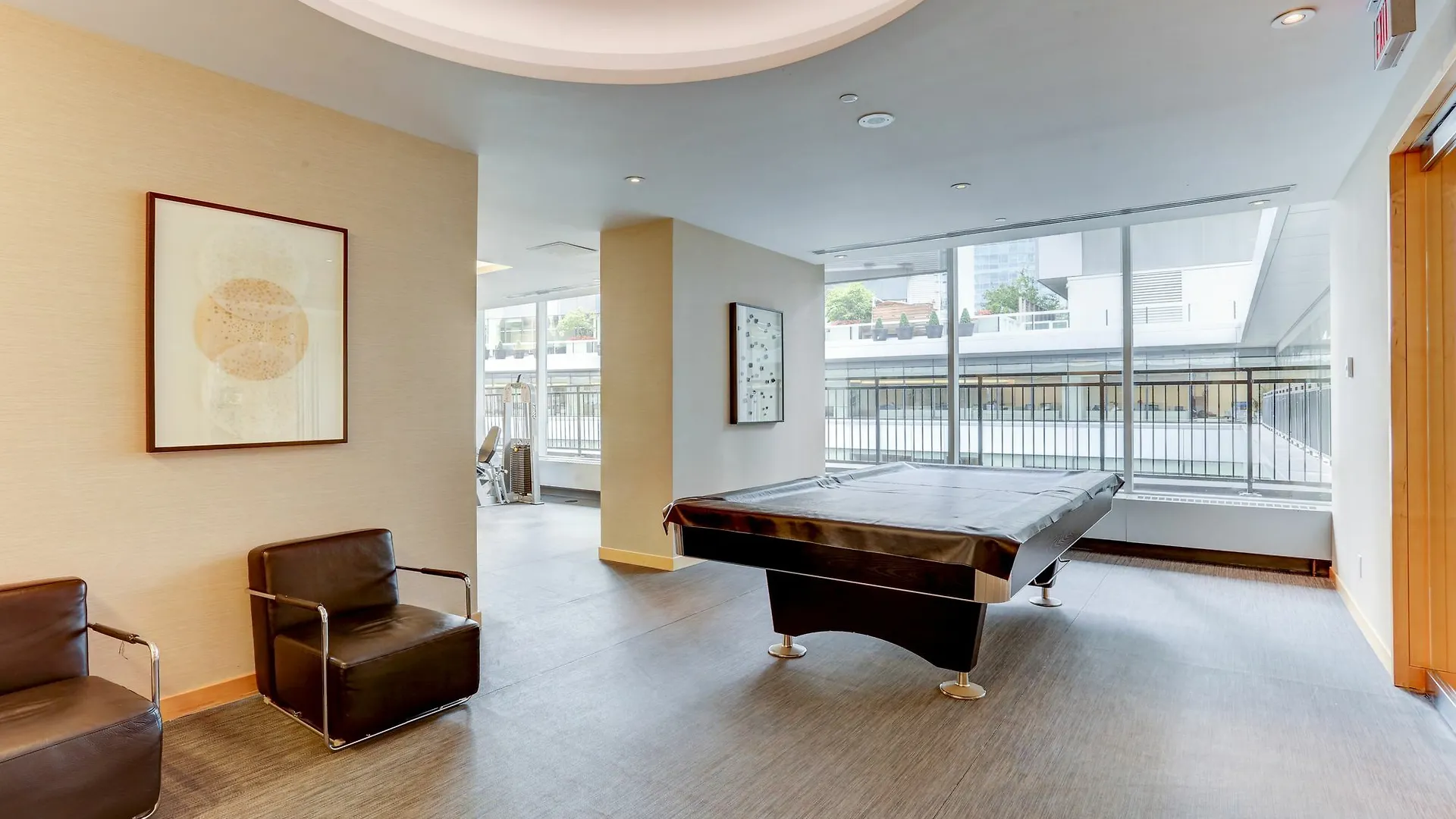 Mhs Suites - Air Canada Center Toronto
